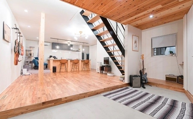 趣味に没頭できる広い土間