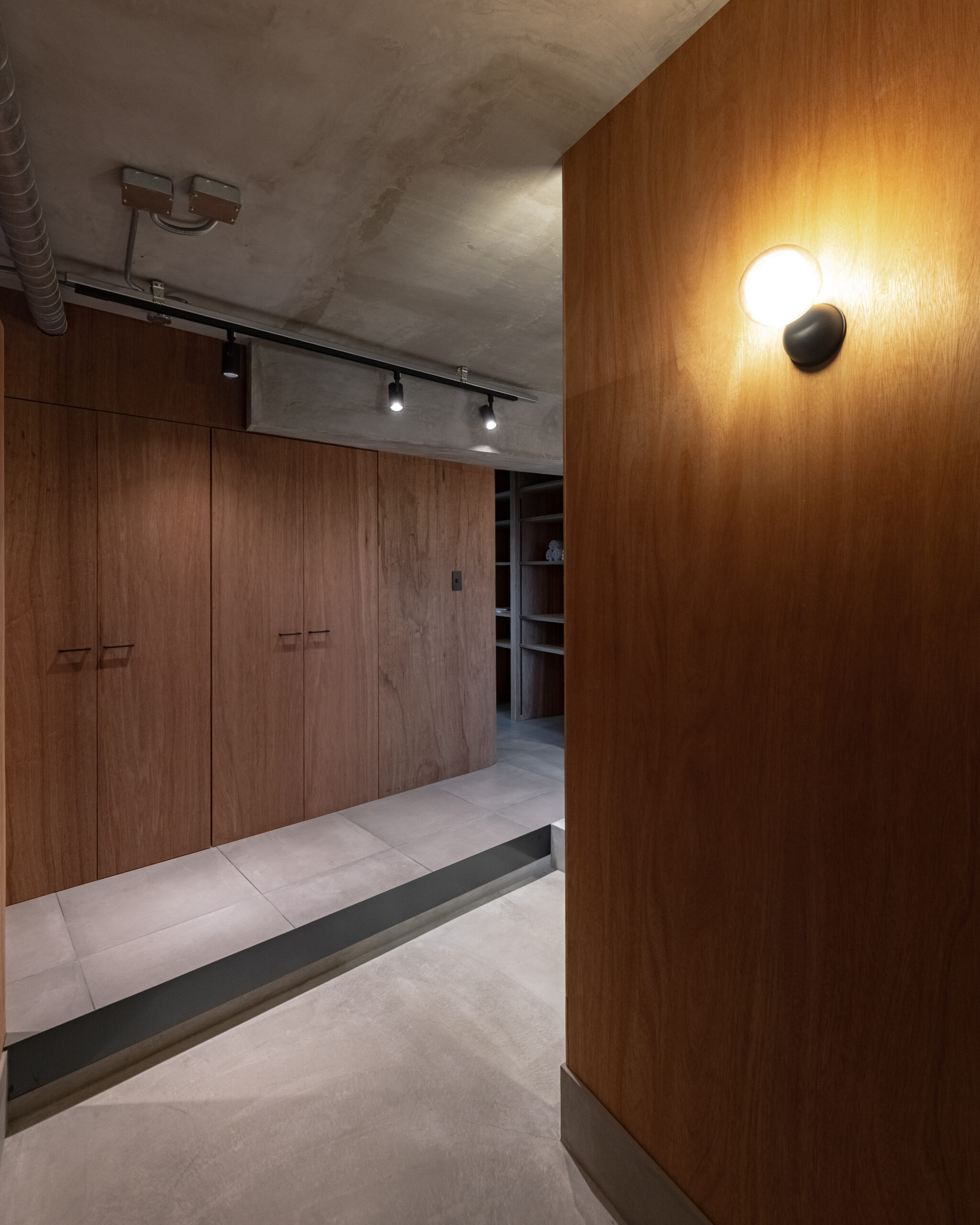 期待感が膨らむ玄関アプローチ