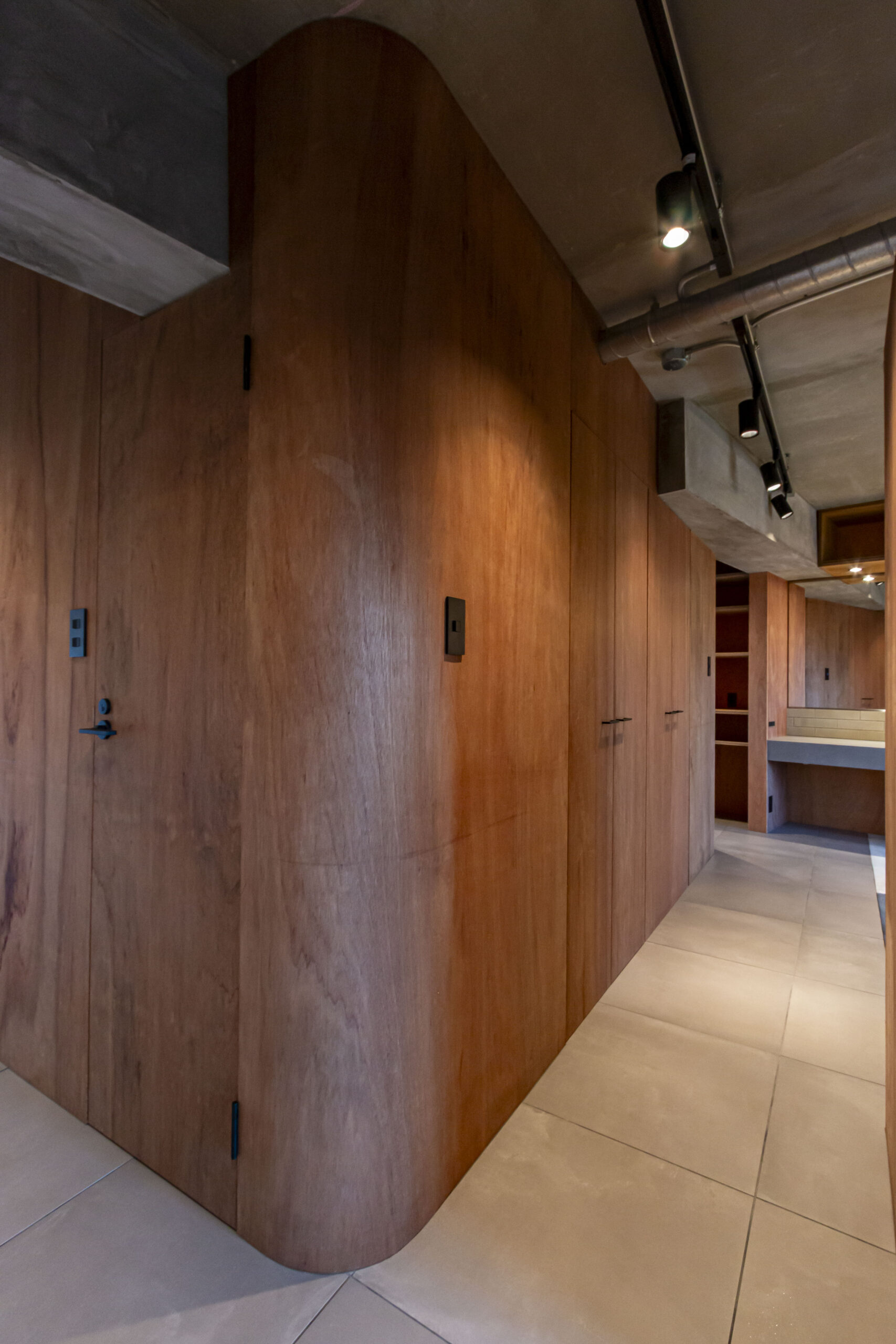 Rに隈取ったコア